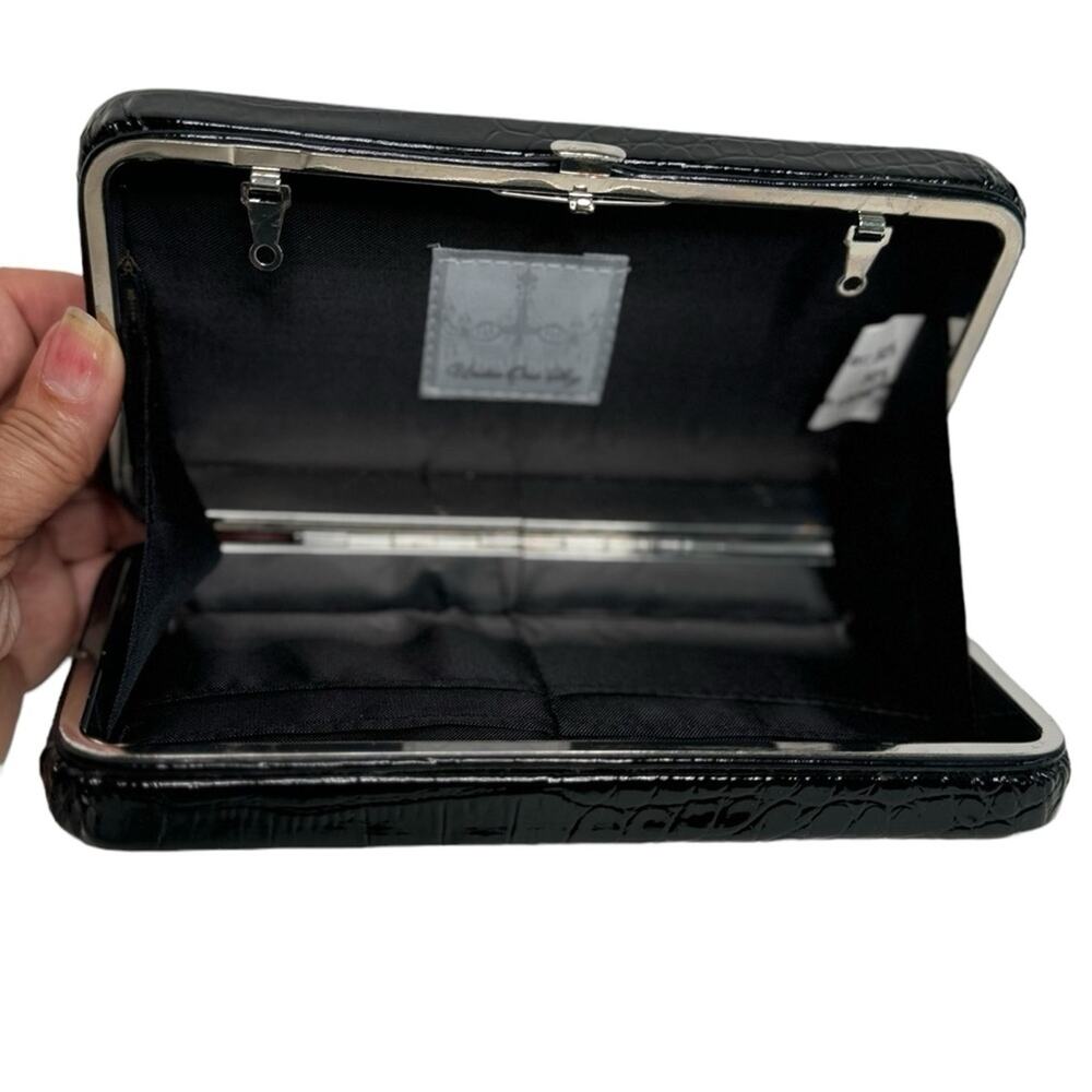 Under One Sky Vintage Clutch Black Snap Closure Clutch - Picture 2 of 9